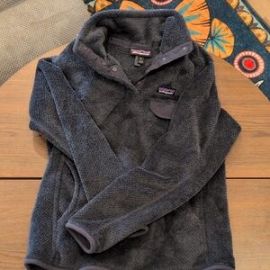 Patagonia Charcoal Fleece Pullover